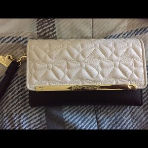 Black and White Betsey Johnson bow wallet